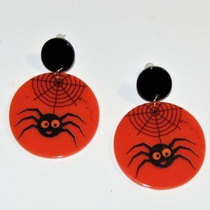 Spooky Spider with web Design Dangle Earrings